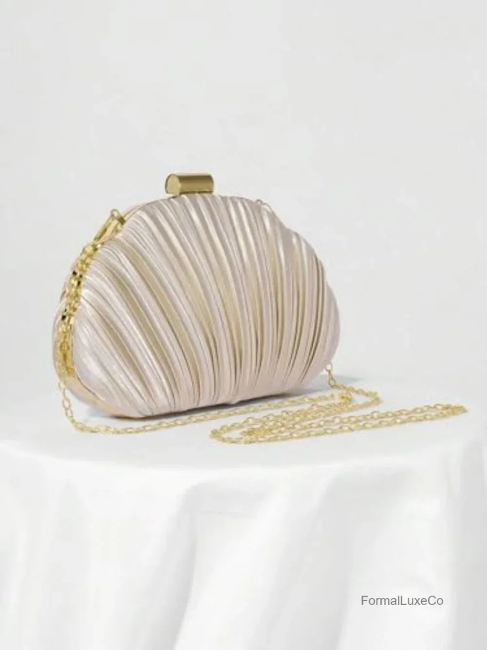 Shell Shaped Clutch Purse With Chain Strap Ruched Crossbody Evening Bag